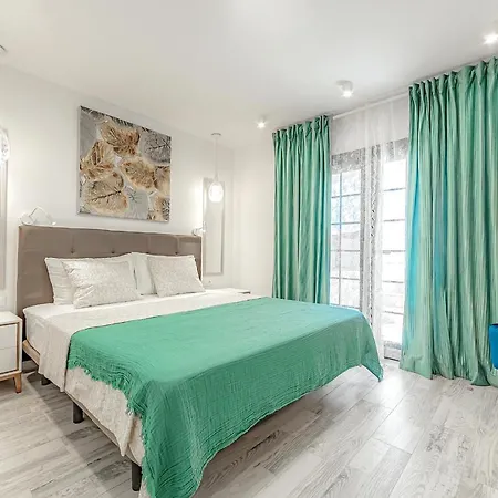 Apartment Deluxe Perla Del Sur *